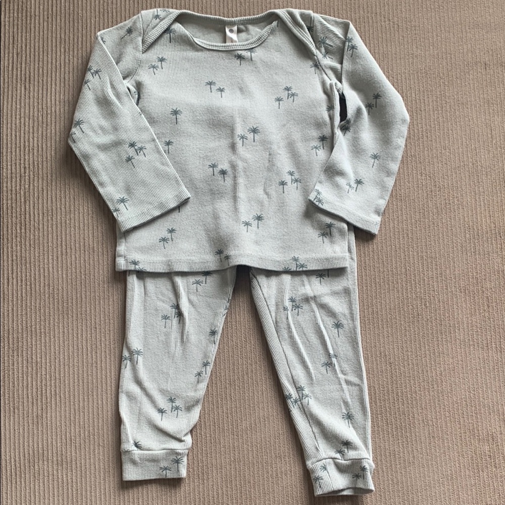 Q by Quincy Mae Pajama Set